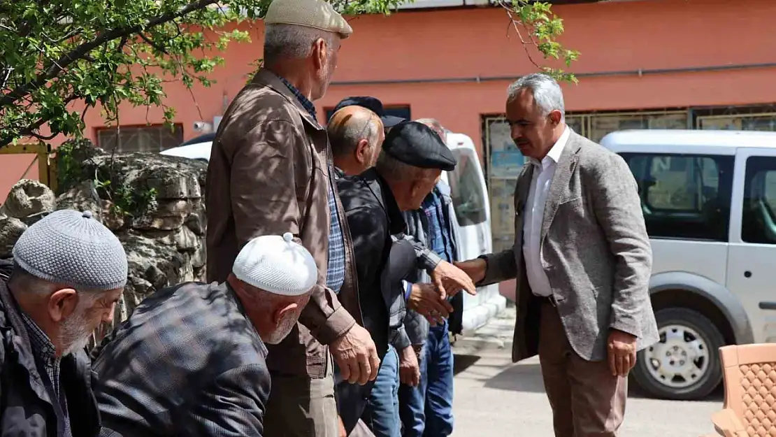 Köylüler, belediye başkanından tandır istedi