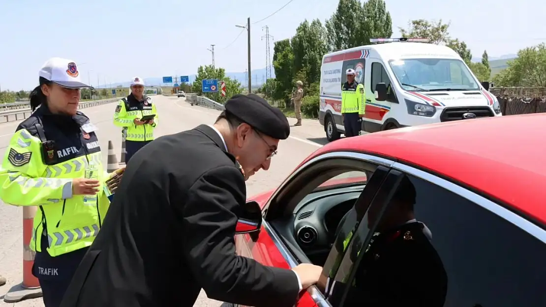 Kurban Bayramı'nda Erzurum'da yoğun trafik denetimleriyle güvenli seyahat sağlandı