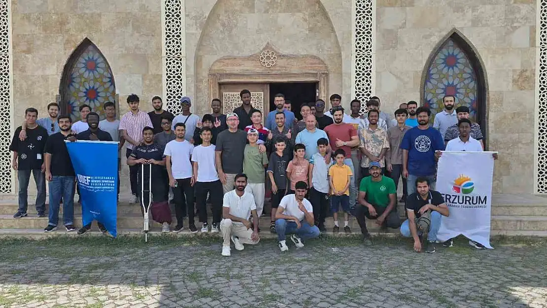 Malazgirt'te Uluslararası Öğrenciler için Dostluk ve Kardeşlik Kampı Düzenlendi
