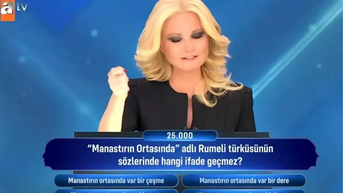Manastırın Ortasında adlı Rumeli türküsünün sözlerinde hangi ifade geçmez?