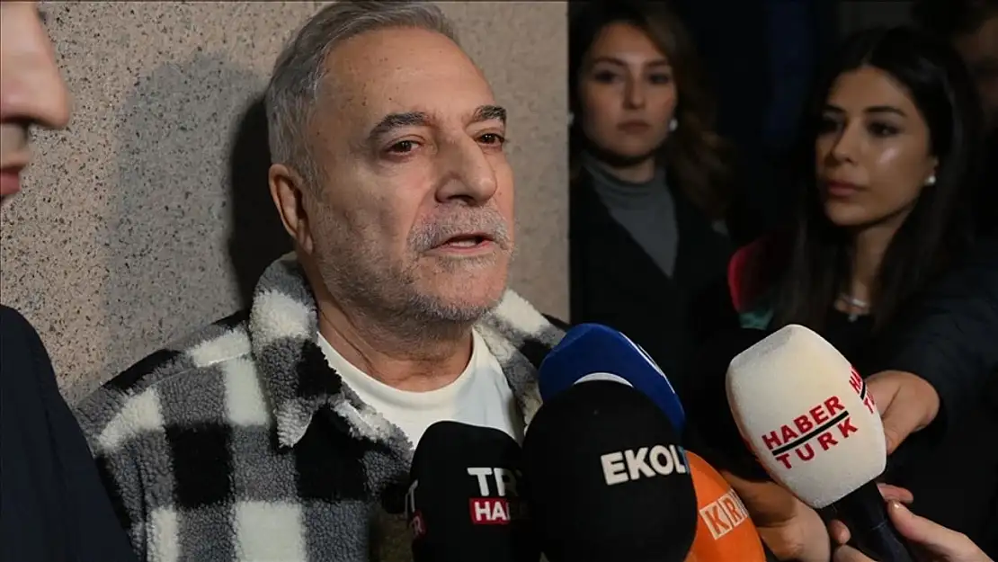 Mehmet Ali Erbil: Türk Televizyonunun Unutulmaz Yüzü ve Yaşamı
