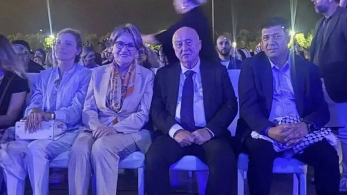 Meral Akşener, Sami Yusuf'un İstanbul'daki Konserinde Kameralara Takıldı!