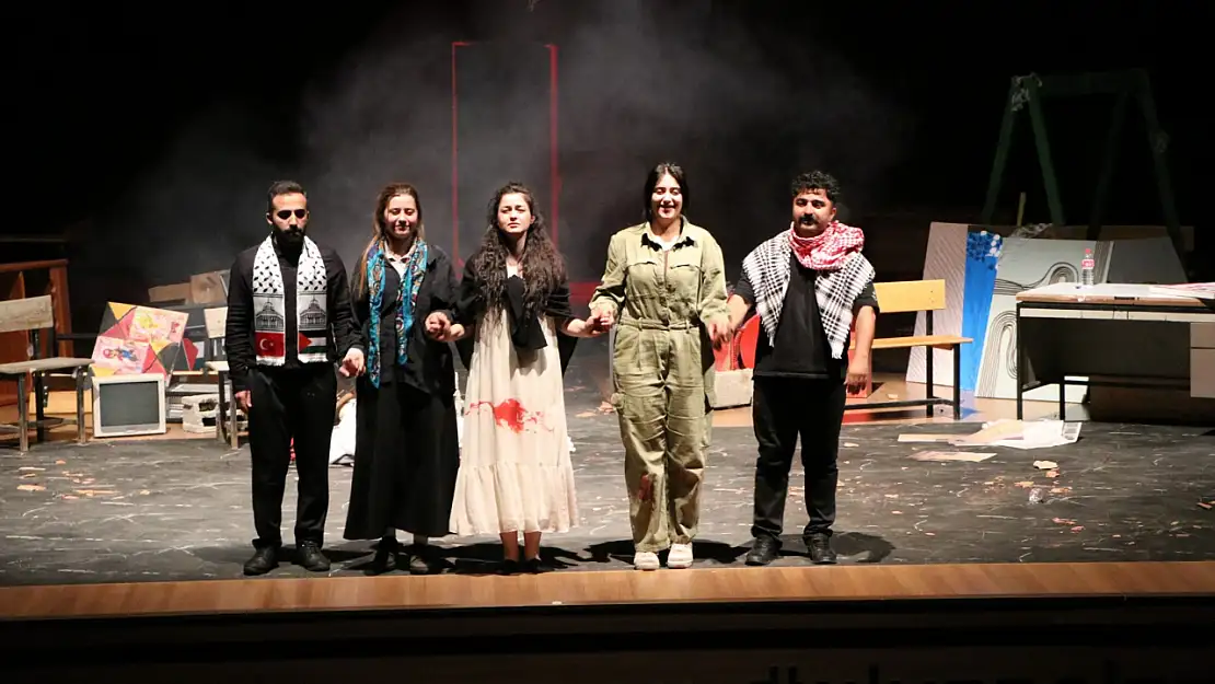 Meryem Yoğun İlgi Üzerine Muş Alparslan Üniversitesi'nde İkinci Kez Sahnelendi