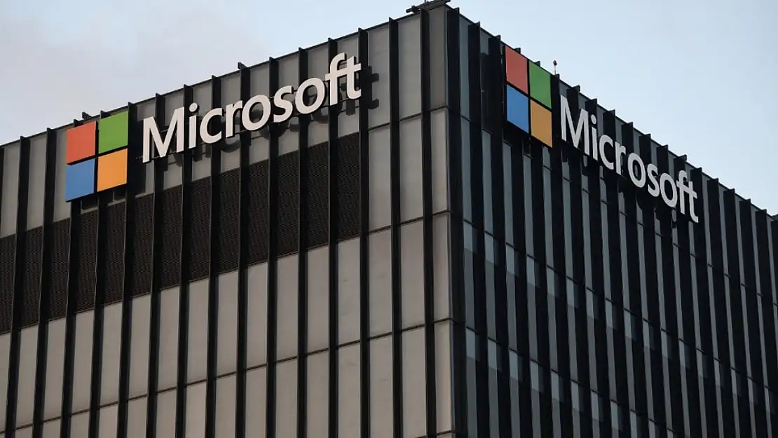 Microsoft, İsrail karşıtı protesto sebebiyle iki çalışanını görevden aldı