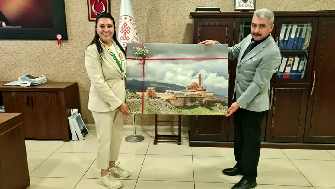 Milletvekili Kilerci'den, Kültür ve Turizm Müdürü Ağrı'ya hayırlı olsun ziyareti