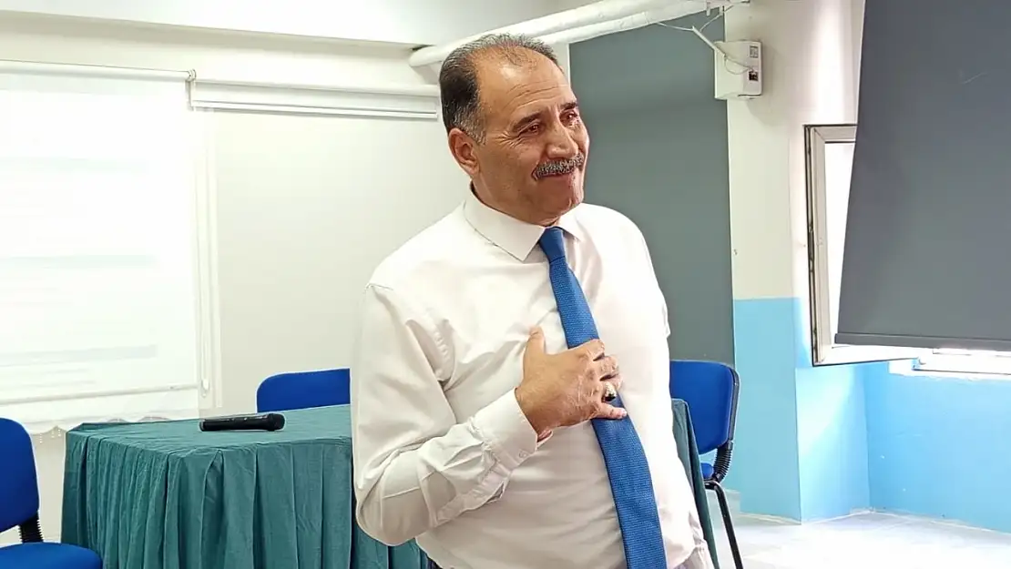 Milli Eğitim Müdürü Aziz Gün, Türkiye Yüzyılı Maarif Modeli Kapsamında Düzenlenen Öğretmen Eğitimlerine Katıldı