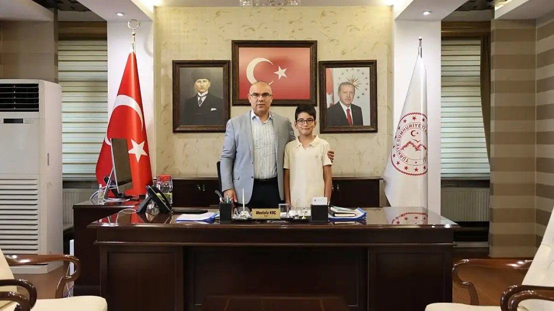 Minik Efe, Vali Koç'un misafiri oldu