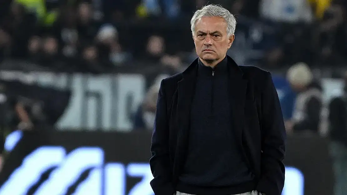Mourinho neden kovuldu?