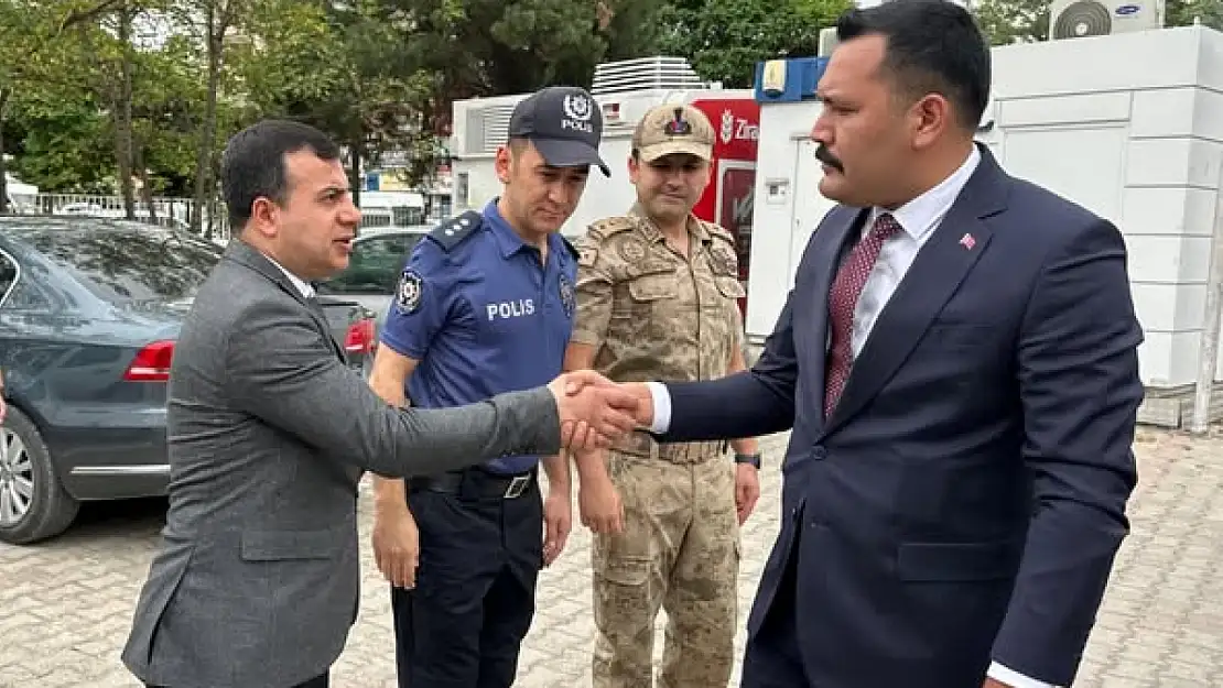 Muradiye'nin Yeni Kaymakamı Furkan Taha Türmenoğlu Görevine Başladı
