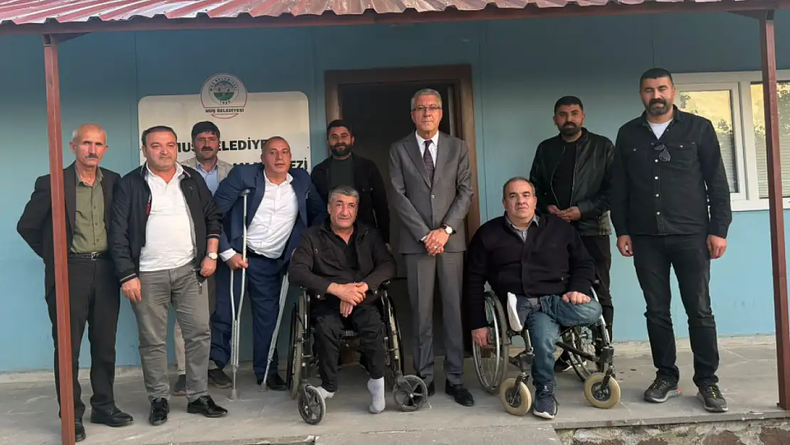 Muş Belediyesi Eş Başkanı Sırrı Söylemez'den Engelliler Haftası'nda Anlamlı Ziyaret
