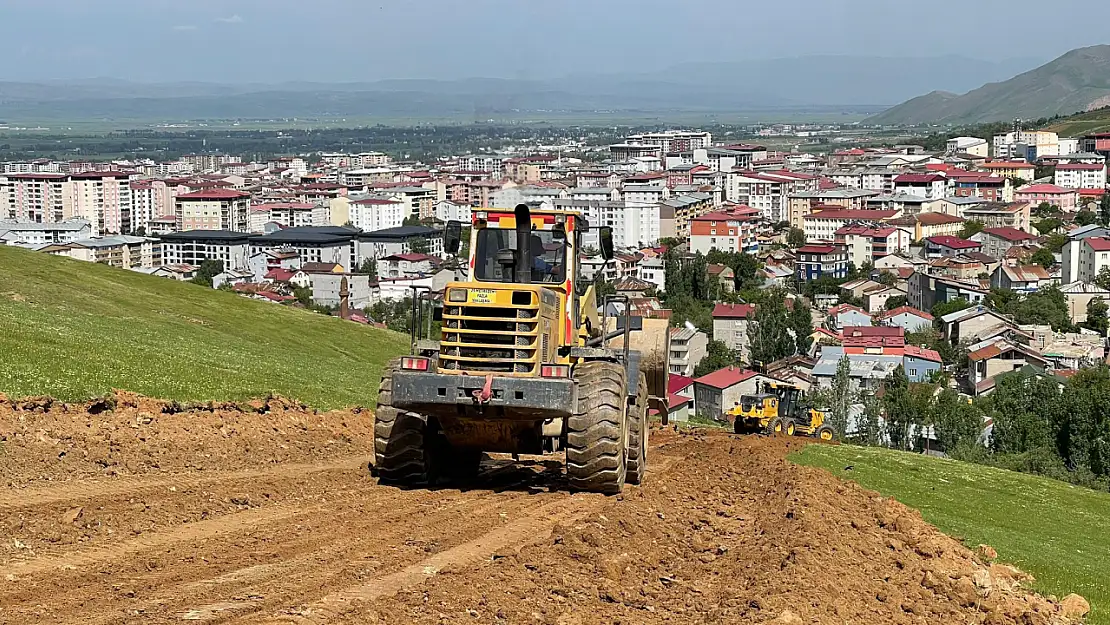 Muş Belediyesi Murat Paşa Mahallesi'nde Yeni İmar Yolu Açtı