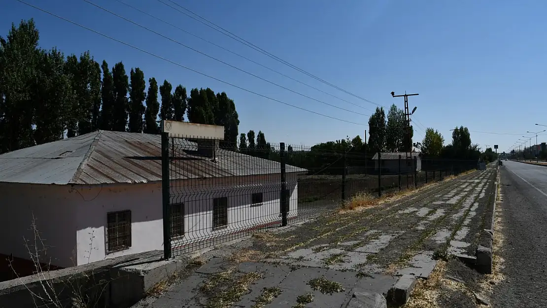 Muş Bulanık Belediyesi'nden Sokak Hayvanlarına Modern Bakımevi Hizmeti