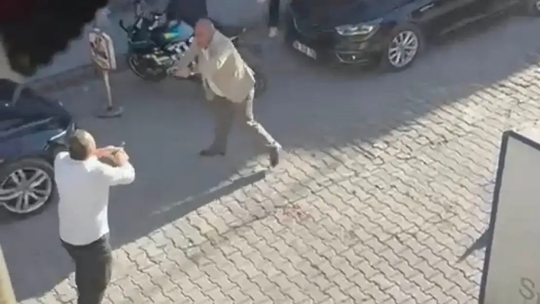 Muş Çarşısında Kanlı Hesaplaşma: 2 Ölü, 3 Yaralı!