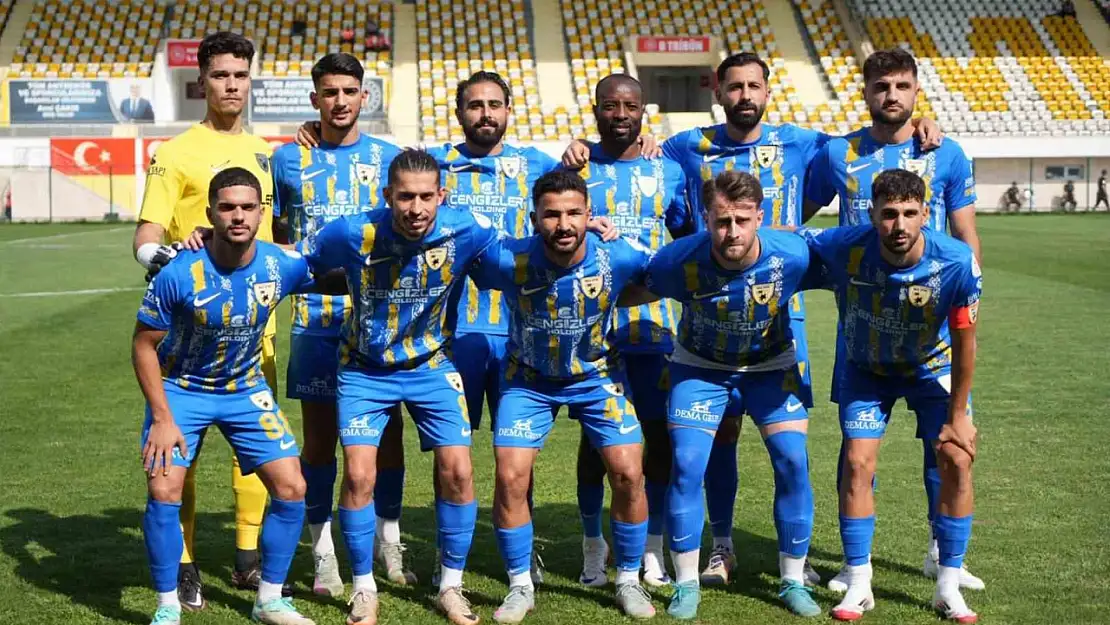 Muş Spor, Ziraat Kupası'nda Şırnak Petrol Spor'u 8-0 ile geçerek tarih yazdı!