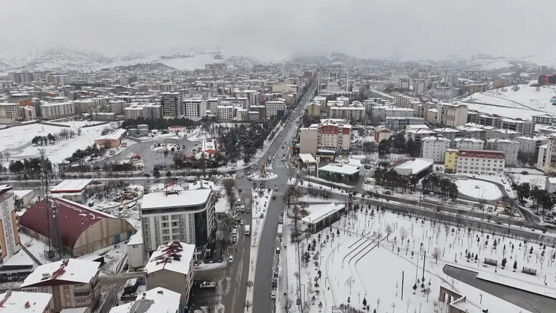 Muş'ta eğitime kar engeli