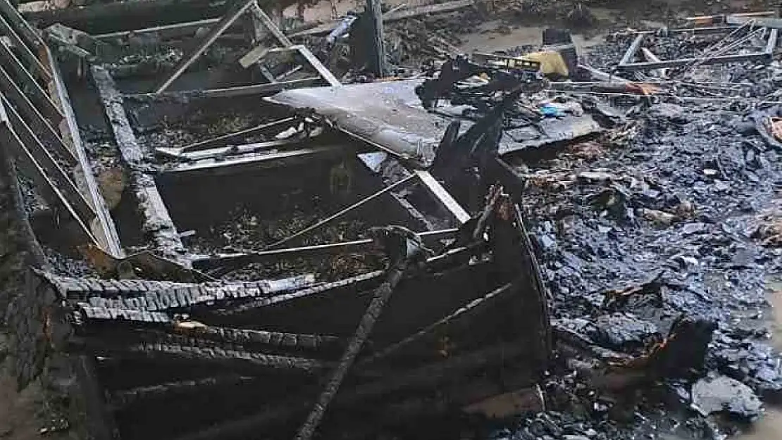 Muş'ta evde çıkan yangın, zamanında müdahale ile kontrol altına alındı sebebi araştırılıyor