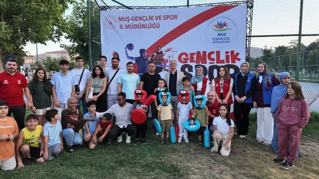 Muş'ta Gençlik ve Spor Festivali Büyük Coşkuyla Gerçekleştirildi