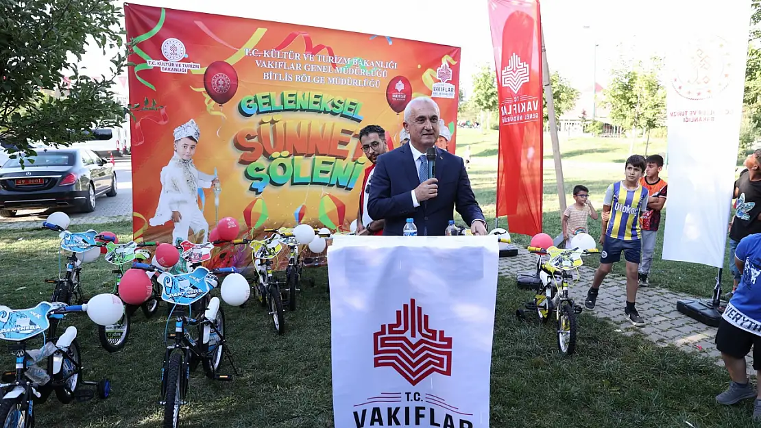 Muş'ta Toplu Sünnet Şöleni Coşkusu