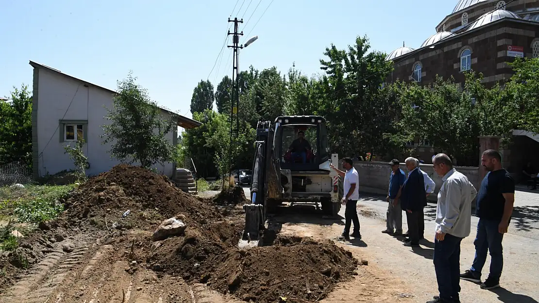 Muş'ta ulaşımı kolaylaştıracak yol genişletme projesi başladı