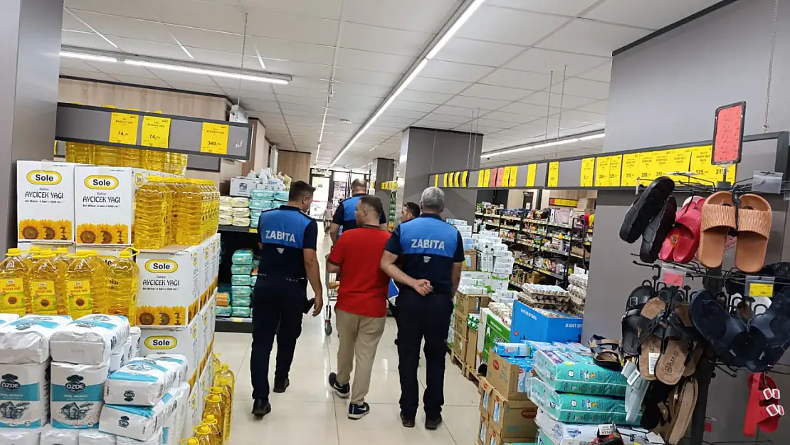 Muş'ta Zabıta, Zincir Marketlere Yoğun Denetim Uyguladı, Sağlıklı Alışverişi Destekliyor