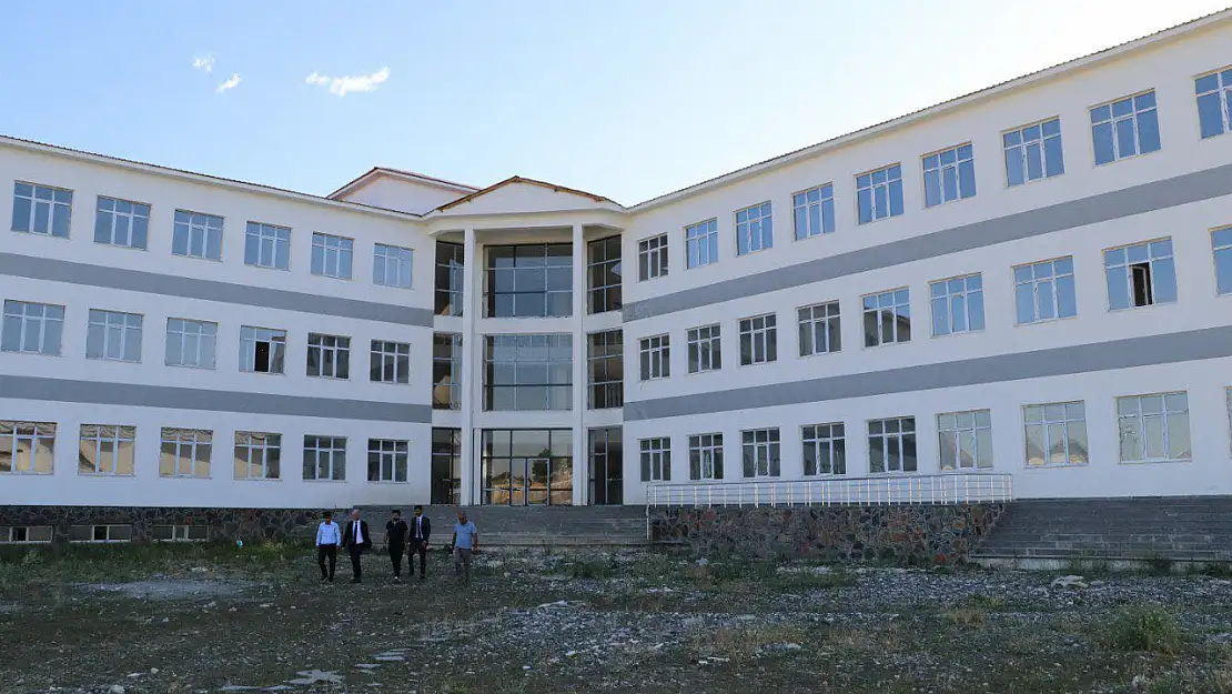 Muş'taki Spor Tesisleri İçin Modernizasyon Çalışmaları Başlatılıyor