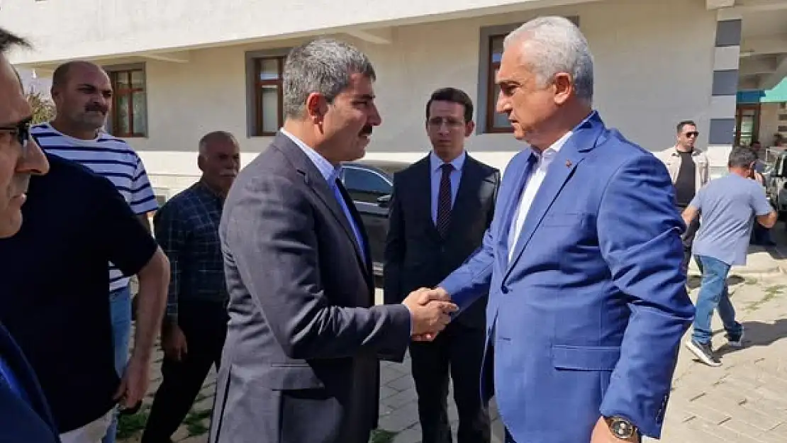 Muş Valisi Avni Çakır, Hakan Asya İçin Düzenlenen Taziyeye Katıldı