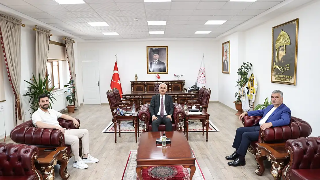 Muş Valisi Avni Çakır, Muşspor'u Play-Off Maçı Öncesi Ağırladı