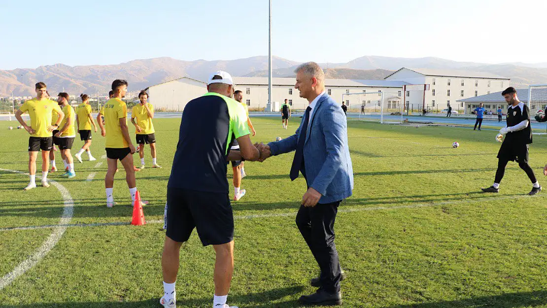Muşspor'a Destek İçin Gençlik ve Spor İl Müdürü Yusuf Kılıç'dan Ziyaret!