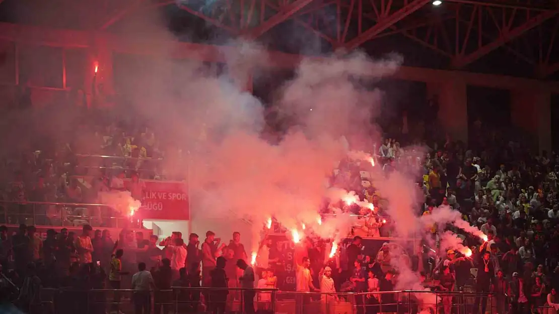 Muşspor, Şampiyonluk Sevincini Büyük Bir Coşkuyla Yaşadı