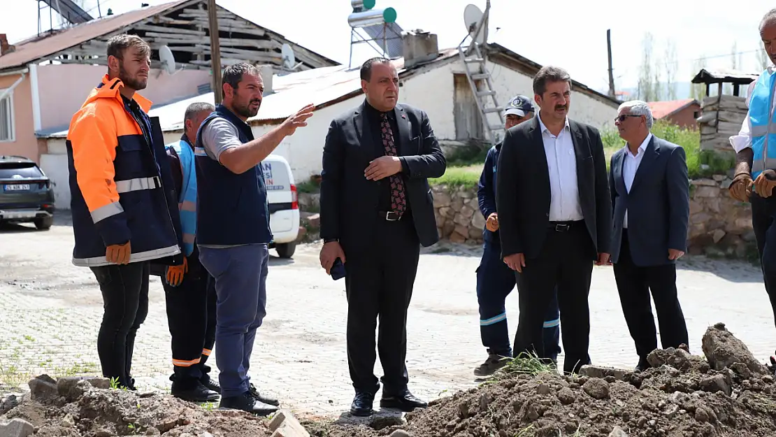 Narman Belediyesi Saha Çalışmalarıyla Vatandaşlarla Buluştu