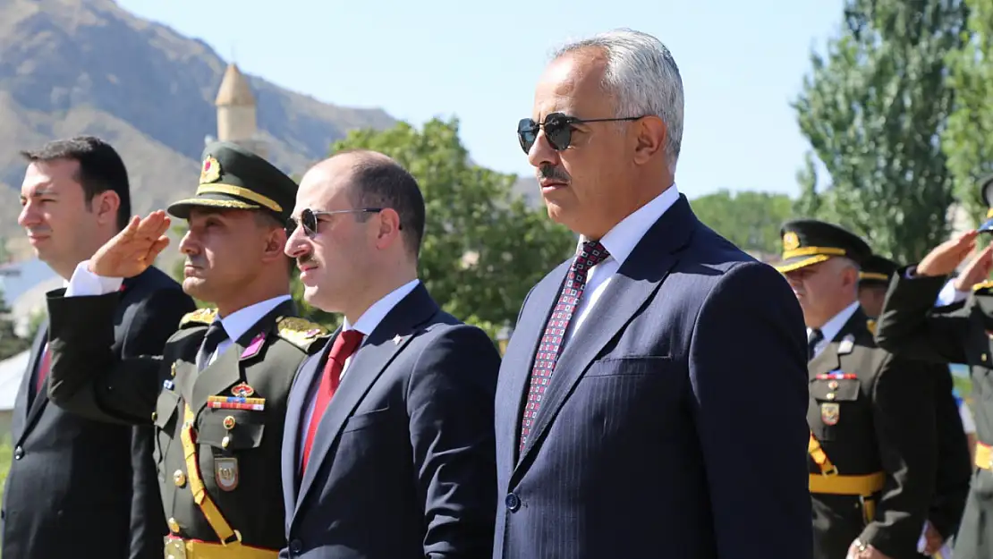 Oltu'da 30 Ağustos Zafer Bayramı Coşkuyla Kutlandı