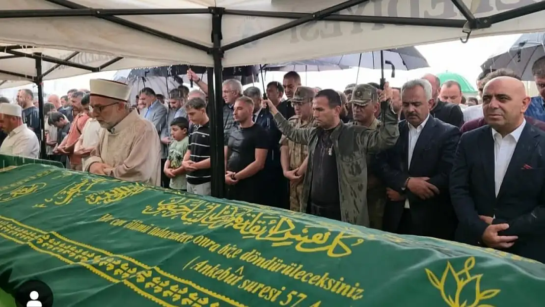 Oltu'daki Maden Faciasında Hayatını Kaybeden İşçiler Dualarla Uğurlandı