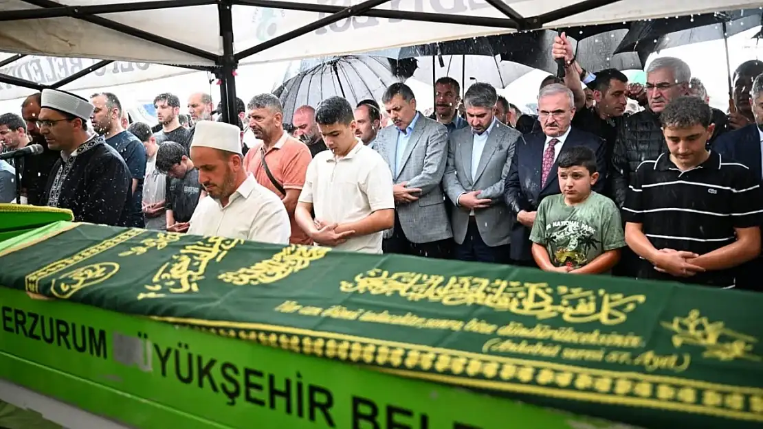 Oltu'daki taş ocağı göçüğünde 3 işçi hayatını kaybetti, Vali yasal düzenleme için çalışma başlattı