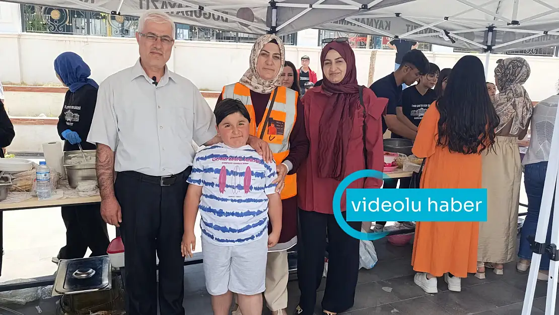 Ömer Çoktin Fen Lisesi, Muhammed Azam için seferber oldu