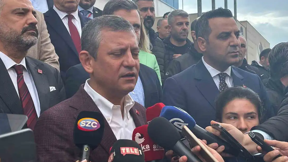 Özgür Özel'den Erdoğan'a ve iktidara sert mesaj