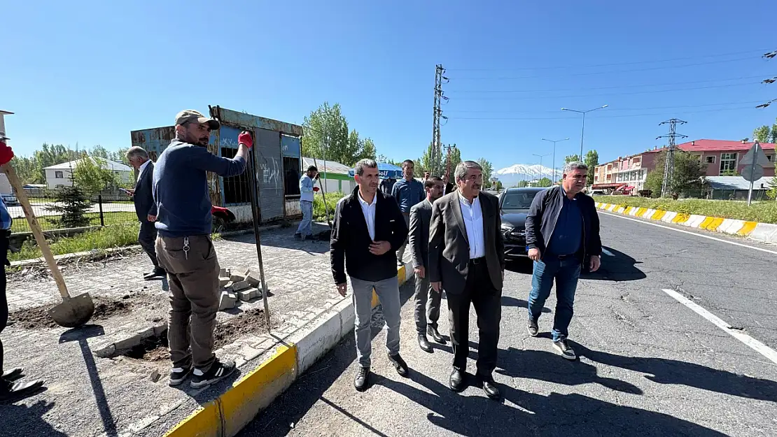 Patnos Belediyesi mahallelerdeki eksikleri tespit ediyor