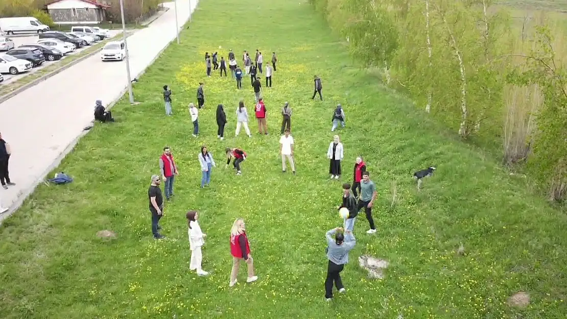 Polis Teşkilatından Öğrencilere 19 Mayıs'a Özel Anlamlı Etkinlik
