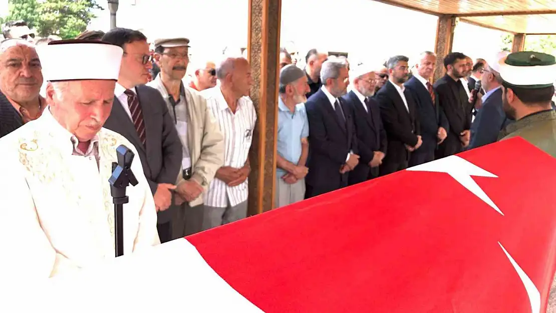 Prof. Dr. Muammer Yaylalı, sevgi dolu dualarla ebedi istirahatgâhına uğurlandı