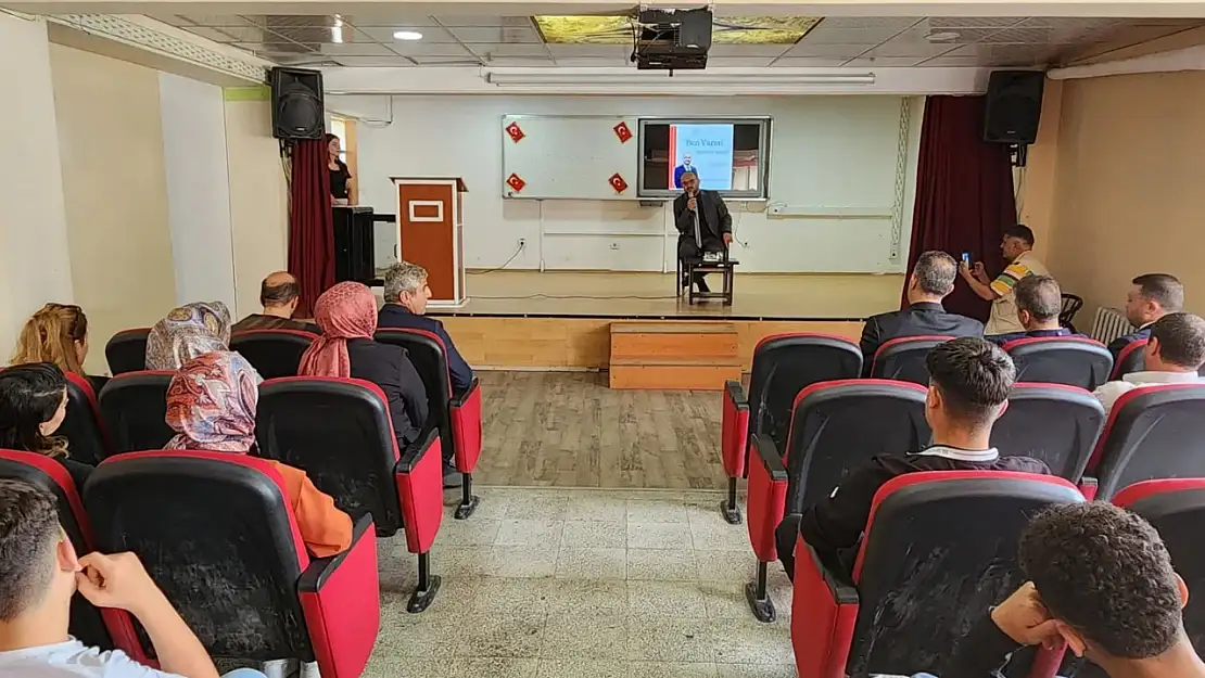 Rektör Prof. Dr. Mustafa Alican, Hasköy'de Gençlerle Buluştu