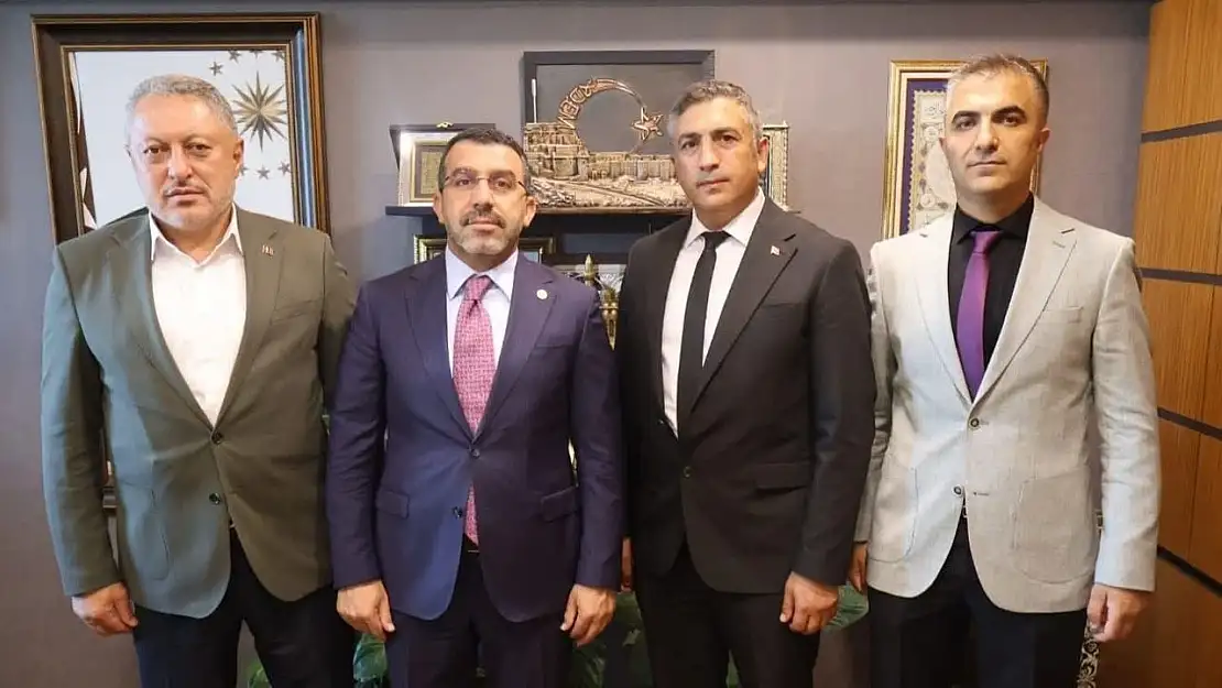 Sağlık-Sen heyetinden AK Parti Kars Milletvekili Adem Çalkın'a ziyaret