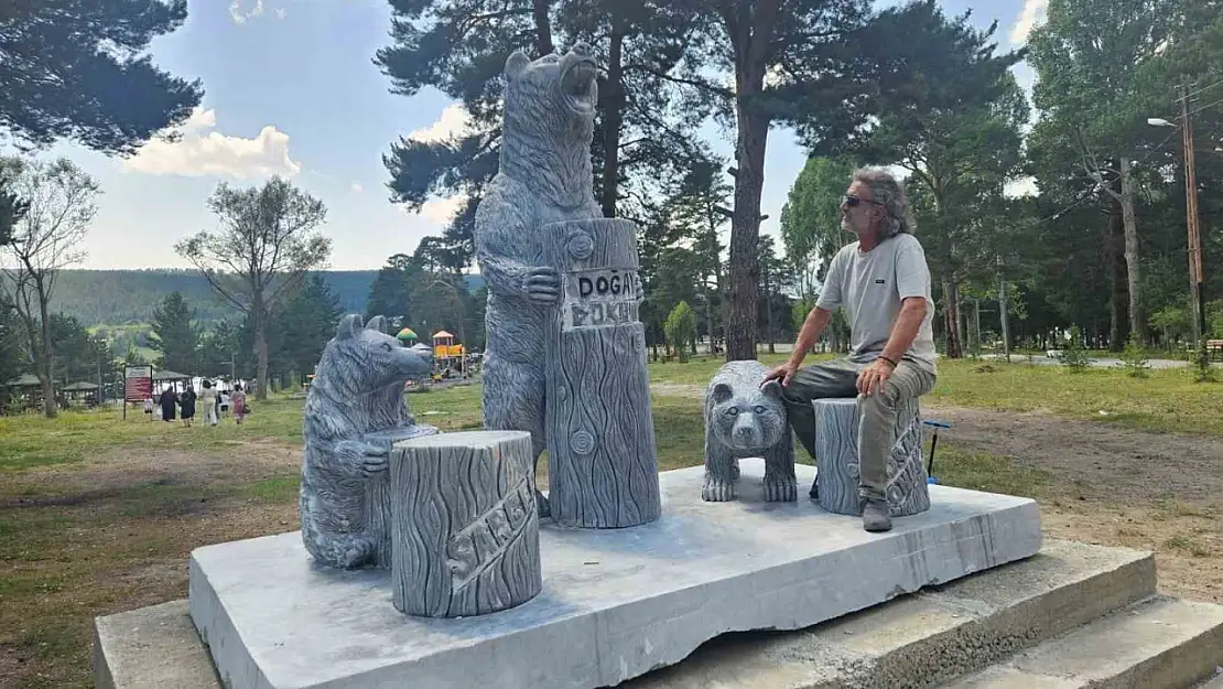 Sarıkamış'a Boz Ayı Heykeli: Yerel Sanatçıdan Turizm Cennetine Özel Hediye