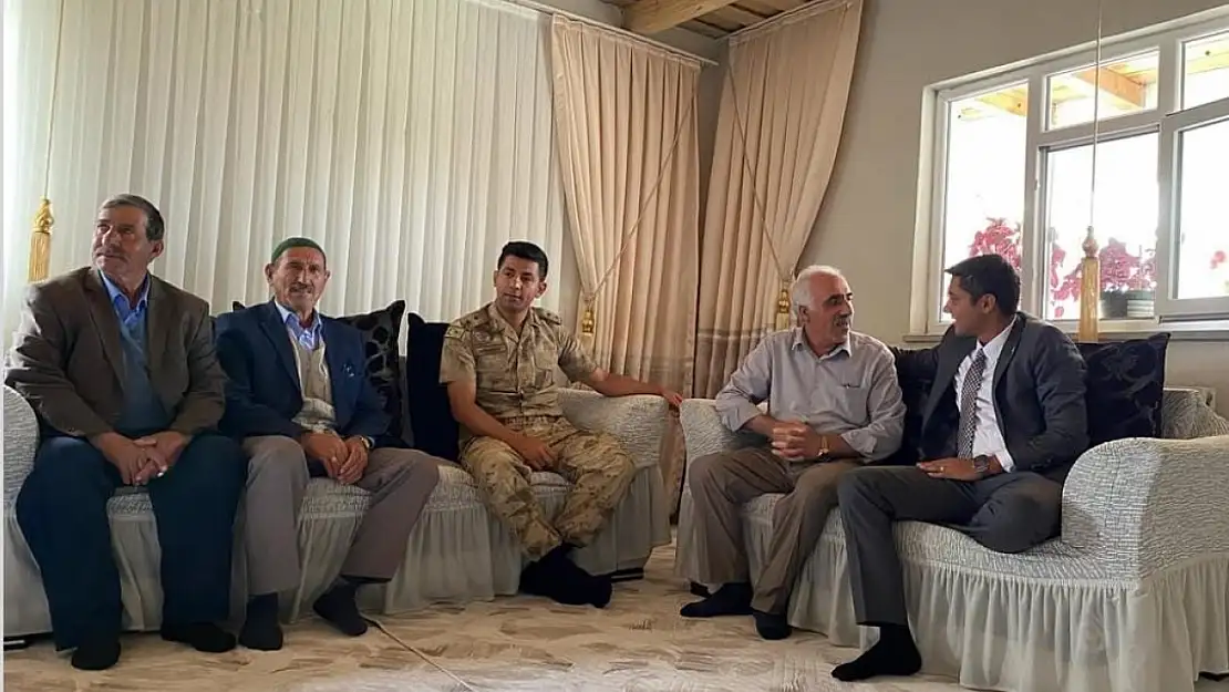 Şehit aileleri unutulmadı: Hamur Kaymakamı'ndan ev ziyaretleri