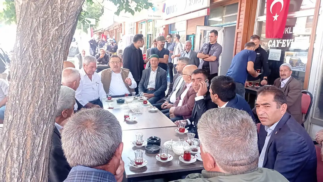 Selami Altınok, Tekman'da taziye ziyaretleri ve esnaf gezileri gerçekleştirdi