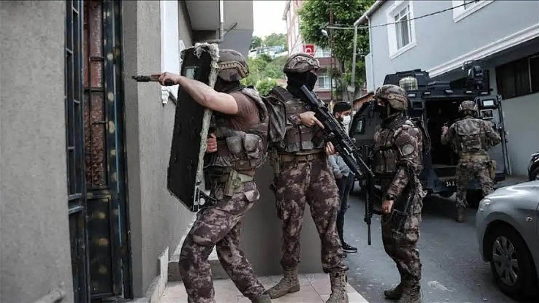 Siber suçlara büyük darbe: Ağrı'da gözaltılar var! Milyarlarca liralık mal varlığına el konuldu