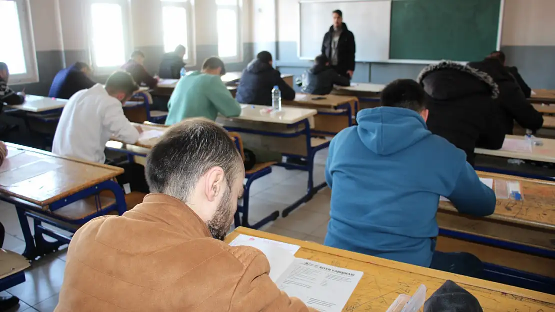 Siyer yarışması Ağrı'da yoğun katılımla gerçekleşti