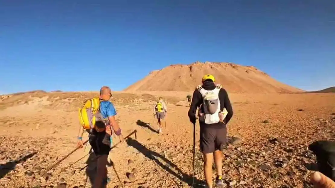 Süphan Dağı'nda Survivor Temalı Ekstrem Doğa Yürüyüşü Heyecanı yaşandı
