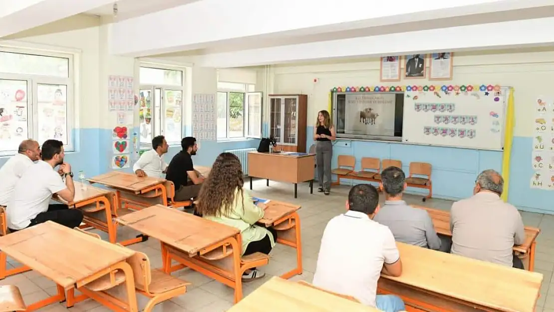 Sürü Yönetimi Kursu Başarıyla Tamamlandı, Sertifikalar Katılımcılara Verildi