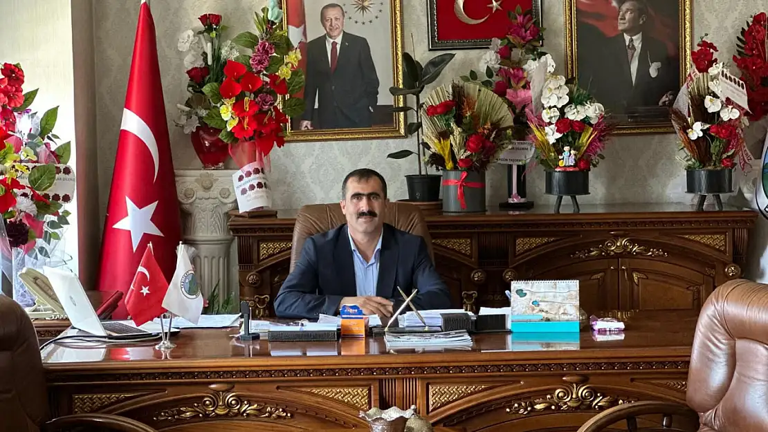 Taşlıçay Belediyesi'nden YKS öğrencilerine ulaşım desteği