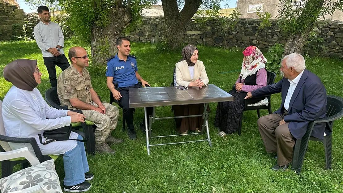 Taşlıçay kaymakamı Kılıç köylerde projeleri inceledi