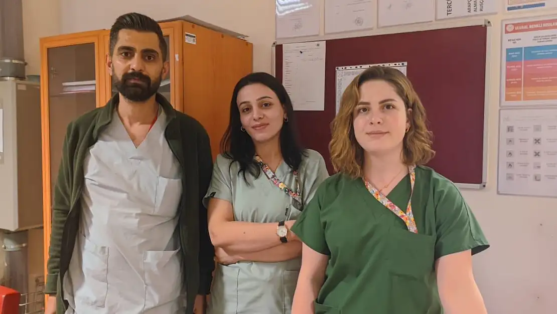 Tatvan Devlet Hastanesi, papiller tiroid kanseri ameliyatında bir ilke imza attı